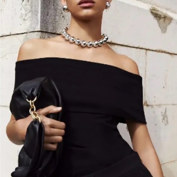 COS Off Shoulder Jersey Top - Picture 3 of 4